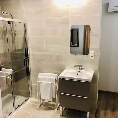 Pavillon Fani تيير