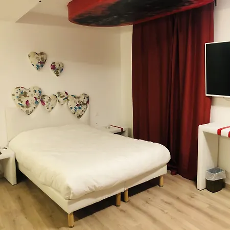 Séjour chez l'habitant Pavillon Fani *